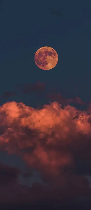 iPhone 11 Pro Red-Tinged Moon