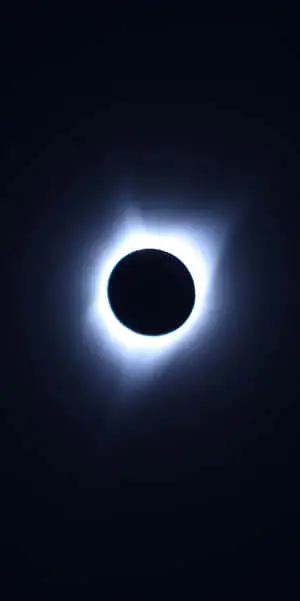 Total Solar Eclipse iPhone XS OLED Background