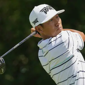 James Hahn Close-Up Playing 