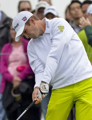 Kevin Streelman Holding Golf Club