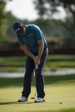 Padraig Harrington Putting