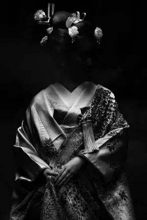 Plain Black iPhone Geisha